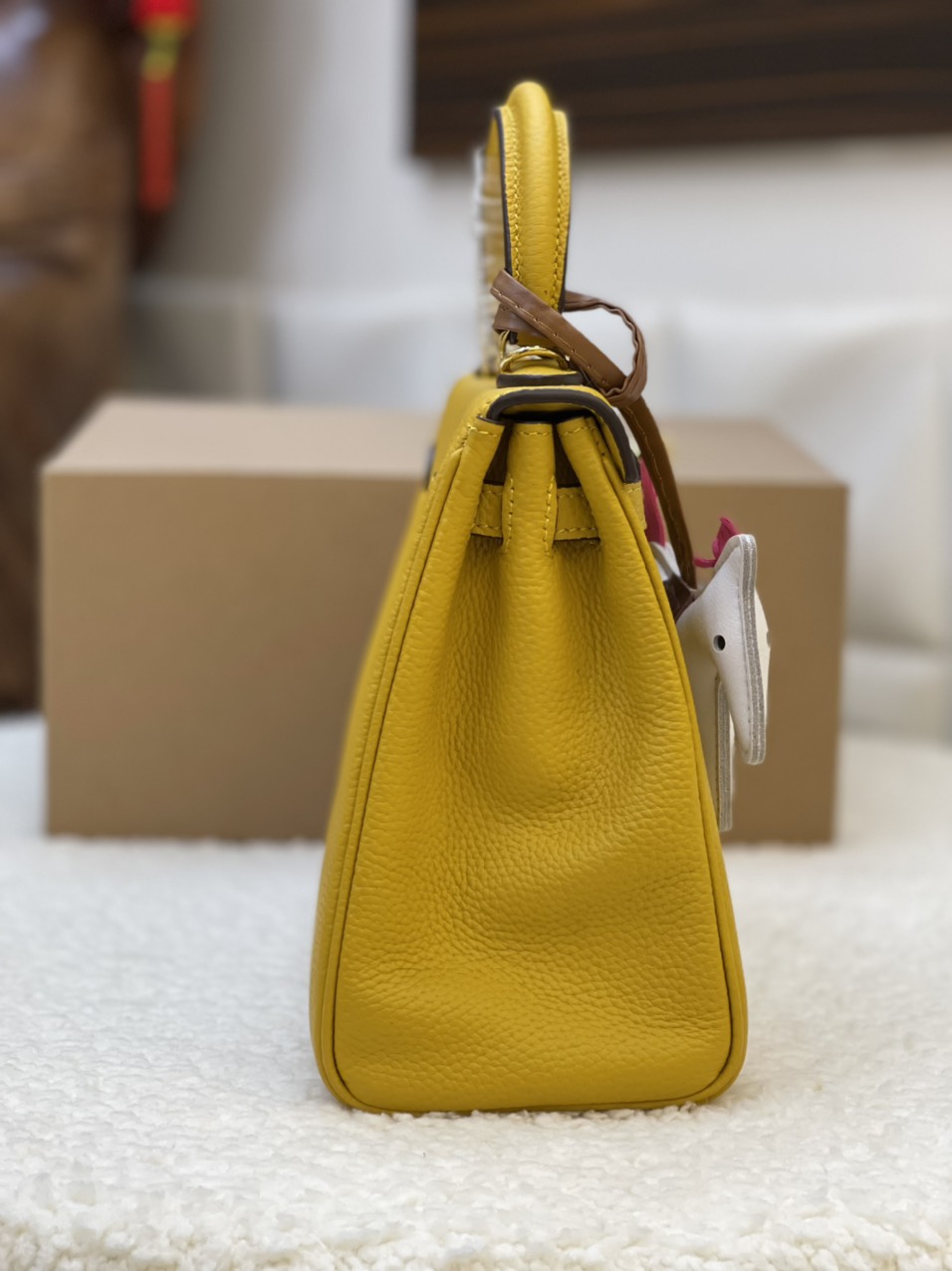 Túi xách Hermer Kelly 25 Super Da Togo Màu Vàng Khóa Vàng Size 25cm